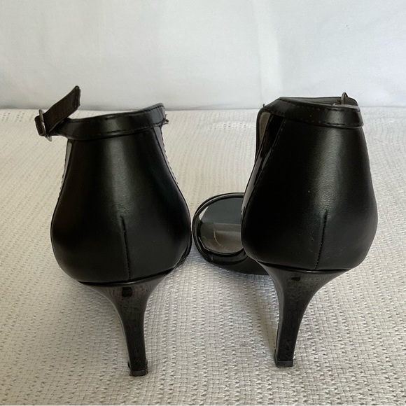 Bandolino Black Stiletto Heels with Minimalist Straps - Picture 4 of 10